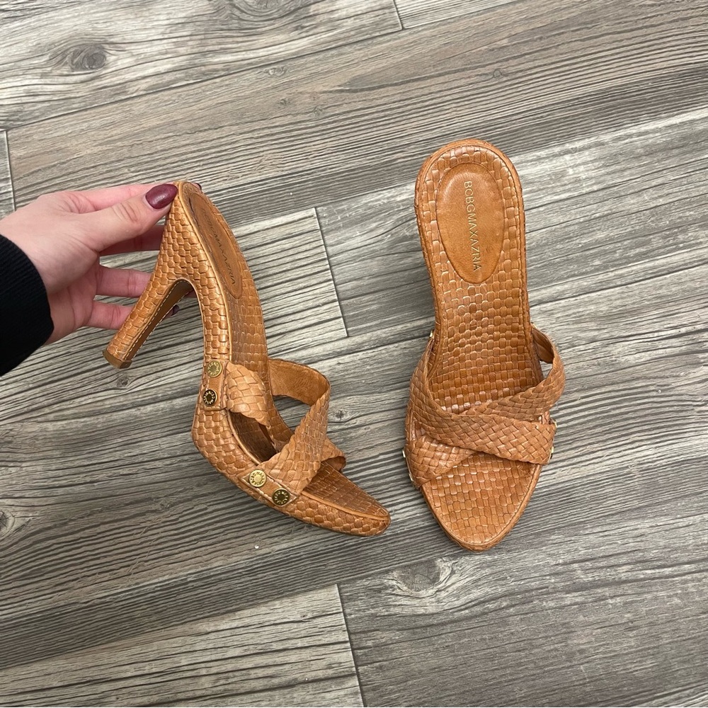 Vintage BCBGMaxAzria Tan Heeled Sandals